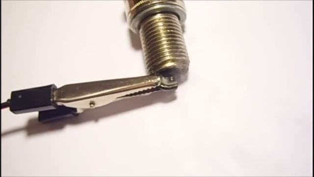 220 Volts On A Drop Of Water
