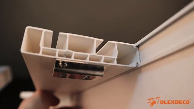 Декоративная планка багетная «Дубы» Дуб дымчатый смотреть онлайн