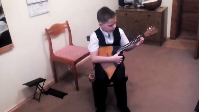 На балалайке в первый раз смотреть онлайн