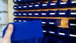 Обзор полки для метизов. Browse the shelves for hardware.