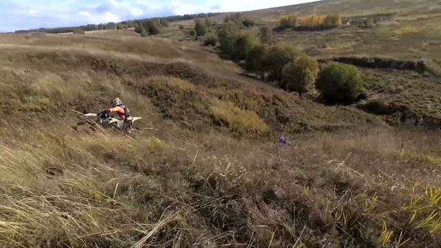 Много трамплинов и разрывных. Мотокросс д.Ольгино. смотреть онлайн