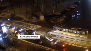 Момент схода трамвая с рельсов   02 12 16