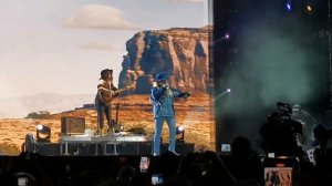 Oliver Tree - Cowboys Don't Cry Live At Tecate Emblema México 2022