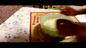 ГОТОВИМ ВКУСНЫЕ ПОНЧИКИ.  WE PREPARE DELICIOUS DONUTS.