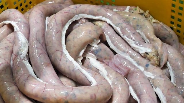 한달에 10000개씩 팔리는 순대? 역대급 위생(HACCP) 23가지 재료로 만드는 순대 대량 생산 공장 / sundae factory / korean street food смотреть онлайн