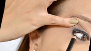 Как накрасить маленькие глаза.Как красить маленькие глаза