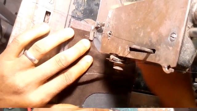 How to Make Chelsea Boots: Adding the Lining to Uppers(Part 4) смотреть онлайн