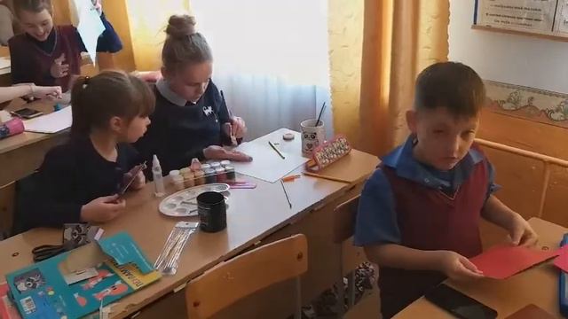 Поздравление для любимых мам🤗 смотреть онлайн