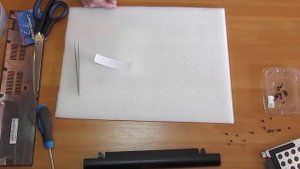 Разборка и чистка ASUS X550C (Cleaning and Disassemble ASUS X550C)