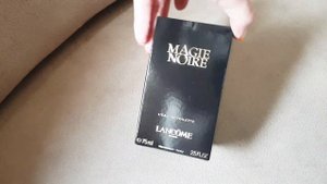 Распаковка Lancome Magie Noire, как выглядит оригинальный парфюм.