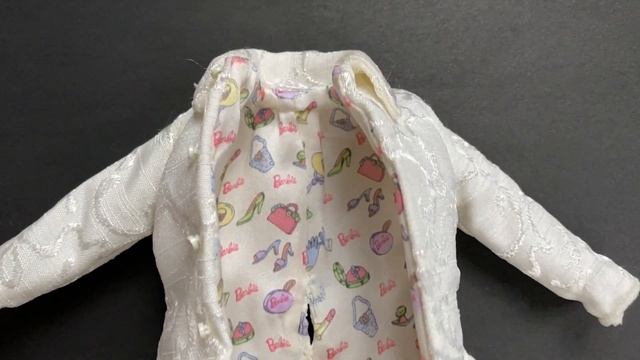 Что ж ты, милая, смотришь искоса. Распаковка и обзор куклы Барби  City Shopper Barbie 1996 года.