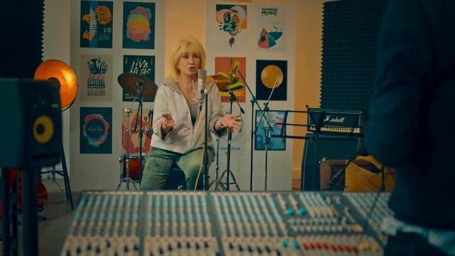 ИГОРЬ КРУТОЙ и ИРИНА АЛЛЕГРОВА "Прости меня, осень" смотреть онлайн