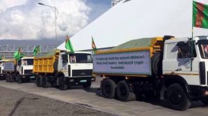 Туркменистан потребовал с Белоруссии почти миллиард долларов.