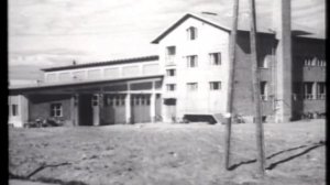 Karhula kasvaa 1956