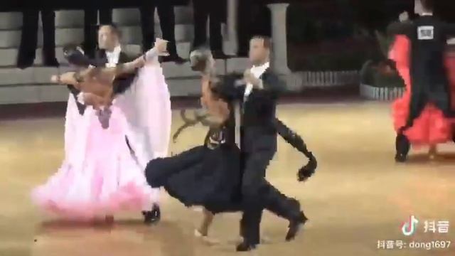 Mirko Gozzoli & Edita Daniute - Incredible power in TANGO смотреть онлайн