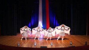 Ансамбль крымскотатарского танца «Амина» Петровского СДК - "Танец с кувшинами"