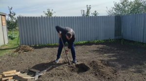 Курица запеченная в земле.