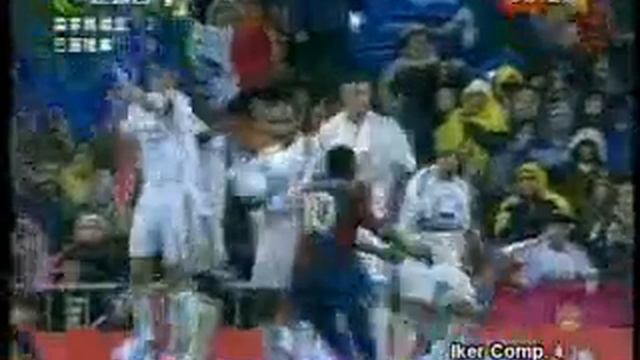 Икер Касильяс