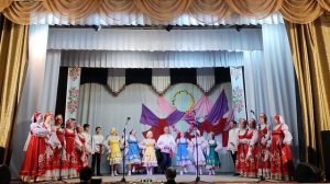 Народный ансамбль песни и танца "Рябинушка". Песня "Ах,вы сени,мои сени"