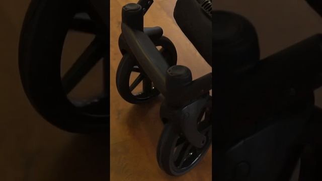 Супер коляска на осень для малыша по приятной цене?❤️ Adamex Rimini. Подробнее в инст: adamex.kids смотреть онлайн