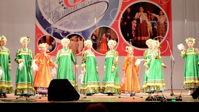 Ансамбль "Росинка" - "Ой вставала я ранешенько" смотреть онлайн