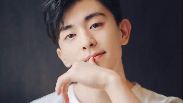 DENG LUN TAX EVASION SCANDAL Explained (Fans React, Drama Blacklisted?)
