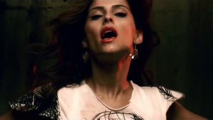 Nelly Furtado - Maneater (Remastered 4K)