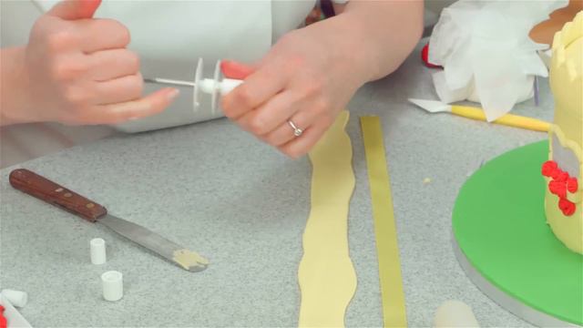 How To Make A Princess Belle And Castle Cake смотреть онлайн