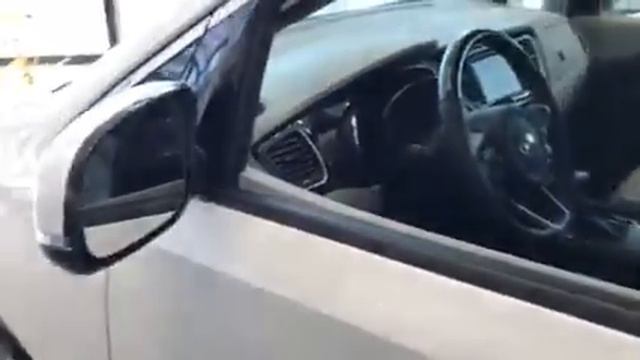 2017 Kia Sedona SXL смотреть онлайн