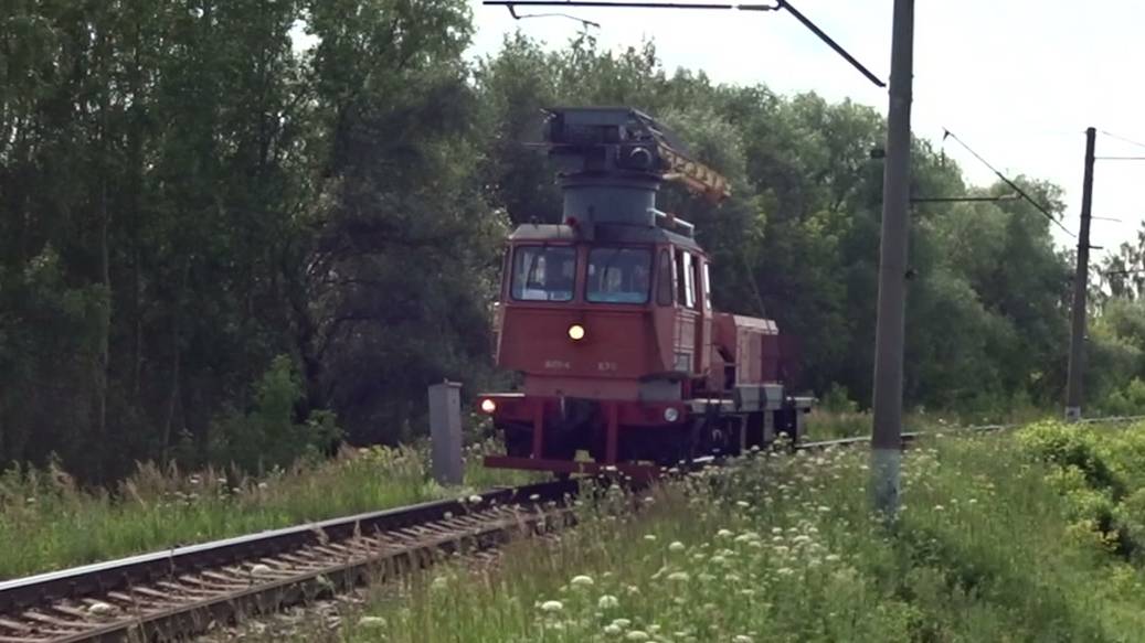 Мотовоз МПТ-4 №630 остановился на перегоне Окская - пост 325-й километр