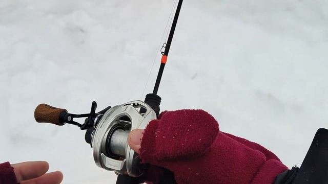 Мультипликаторная катушка для зимней рыбалки