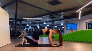 Отведения ноги с резинкой — техника выполнения упражнения