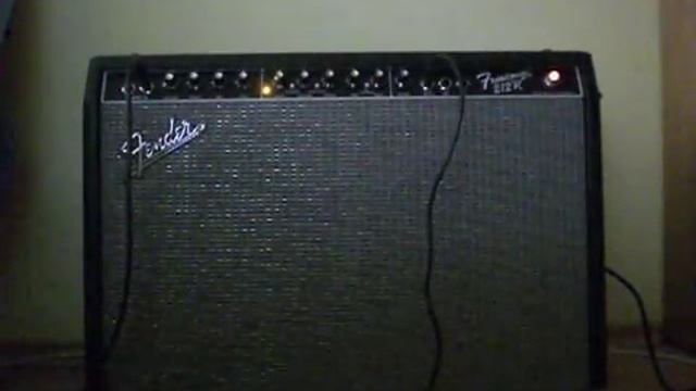 Fender Frontman 212R 100W - prezentacja wzmacniacza смотреть онлайн