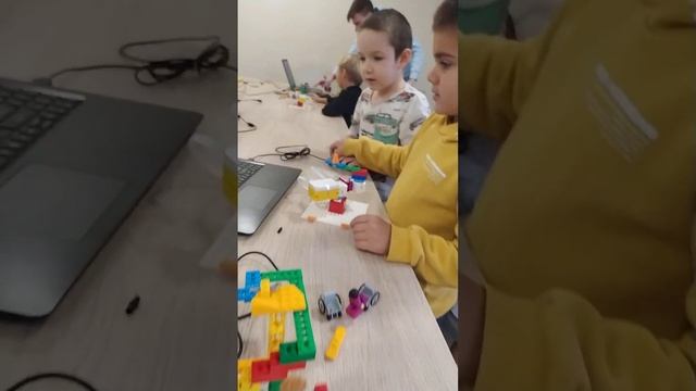 Робототехника Lego Education 25 ноября 2022  Видео 3