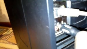 Ноутбук подключить к музыкальному центру!!