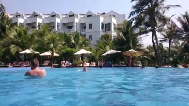 Xperia Z съёмка под водой смотреть онлайн