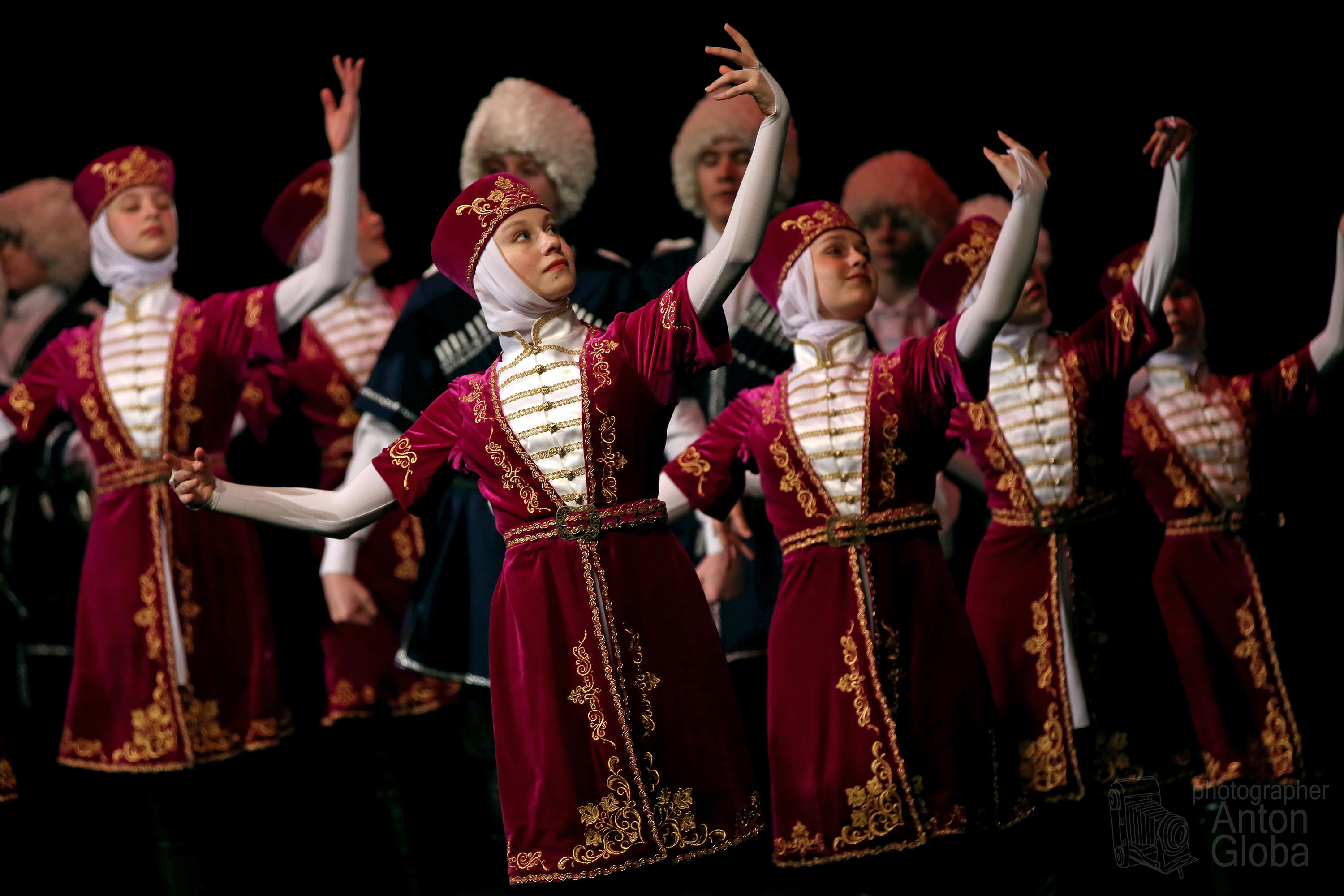 ансамбль эхо гор. ансамбль гори. государственный казачий ансамбль песни и танца ставрополье. украинская нюрка видео. червона калина клип.