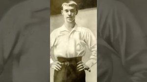 Вацлав Нижинский на кладбище Монмартра