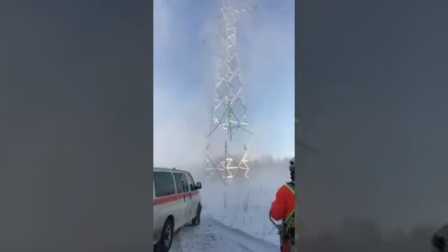 Сборка Опоры ЛЭП с помощью вертолета