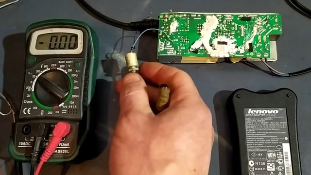 Как переделать блок питания от ноутбука на другое напряжение смотреть онлайн