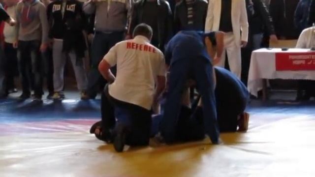 Боевое самбо чемпионат Киев 27.10.2012 часть 2 смотреть онлайн