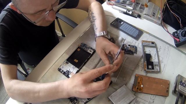 ремонт Samsung A51,SM-A515F.Разбит дисплей,деформация корпуса. смотреть онлайн