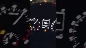 Водитель на Skoda устроил гонки по ночному Красноярску