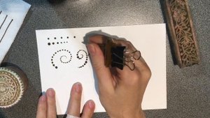 Урок 3. Как рисовать мехенди.  Правильно рисуем точки.