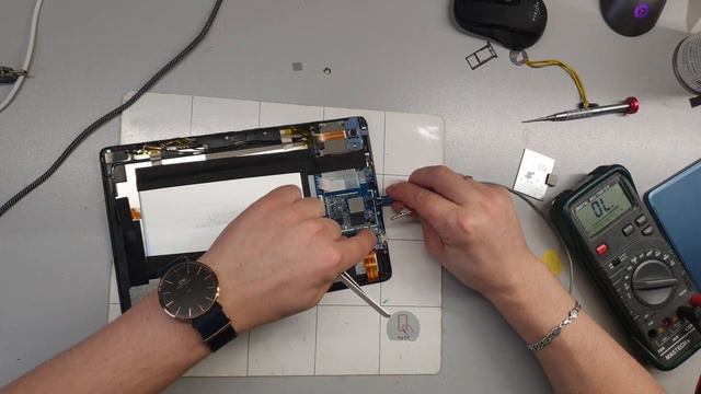 Не покупай Mi Pad 6 Pro 12/256 на озон. Китайский планшет. Озон нас обманывает. смотреть онлайн