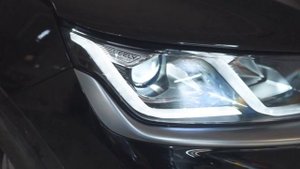 Geely Coolray - замена штатных галогеновых линз на светодиодные BI-LED
