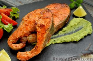 Восторг сбивает с ног!)
ЖАРЕНАЯ ФОРЕЛЬ С СОУСОМ ИЗ АВОКАДО И БАЗИЛИКА