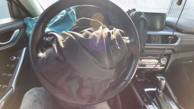 Покраска руля своим руками за 15 минут и 500р. Новый руль за 500р! Будни Мазда 6. смотреть онлайн