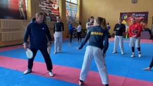 Интересные упражнения для наработки фехтования ногой в тхэквондо ВТ.