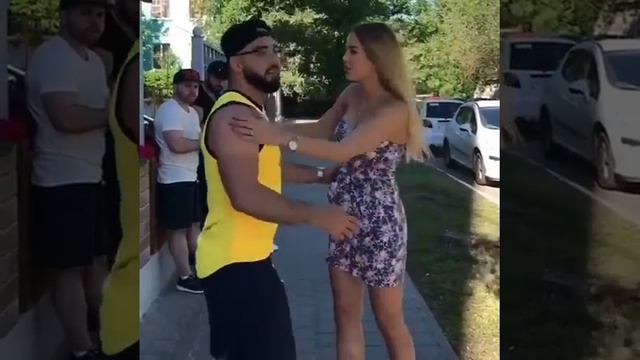 Вот так надо защищать девушек смотреть онлайн